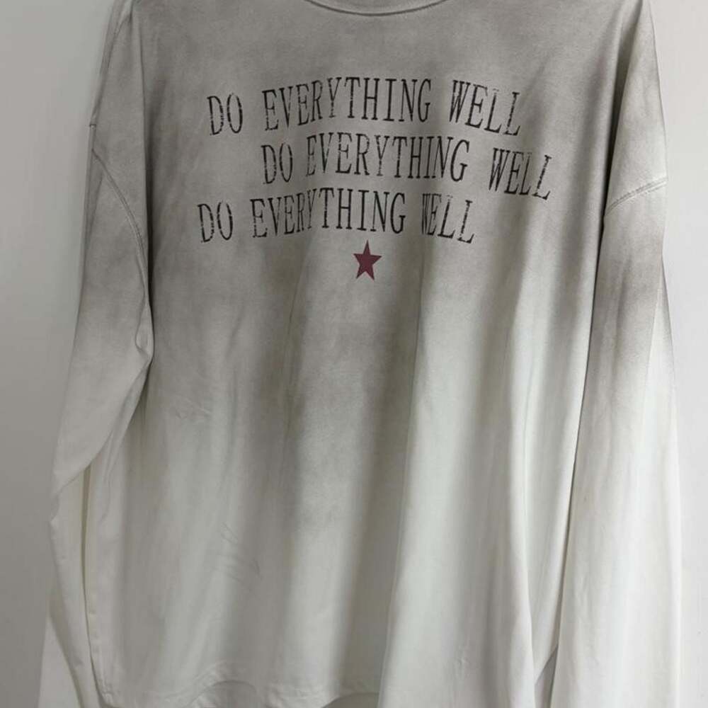 DETW Do Everything Well Long Sleeve Graphic T-Shirt White Grey Size M